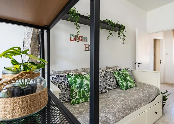 Oasis - Cosy In Apartment Larnaca