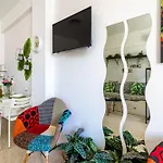 Oasis - Cosy In * Lárnaca